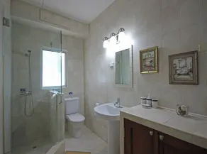 Ocean View 3-bedroom Villa Apartment w/ Pool – Walk to Surf & Ocean - Image 3