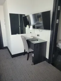 Hatton Garden Hotel - Image 4