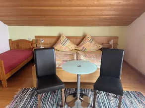 Spacious, idyllic vacation apartment with 2 balconies - Image 3