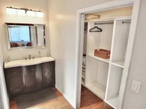 Bellflower Breeze - Charming 3 BDR in Long Beach - Image 4