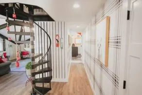 Hidden Gem! Swiss Cottage Ski Chalet - Image 2