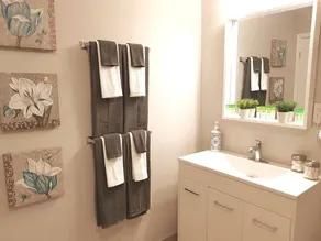 Your Sarnia \"City Cottage\" is waiting for you! - Image 3