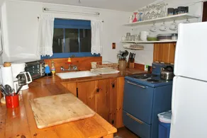 Moonpath Cottage at Kibbe Point–the ultimate romantic escape - Image 5
