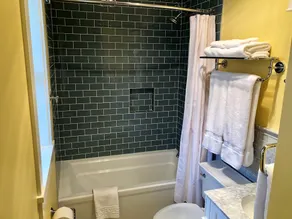 Luksusindkvartering i 1920s bungalow i Downtown Provo - Image 3