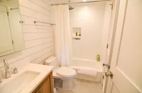 Ski-In/Ski-out Condo: Most accessible location on Okemo Mountain: Winterplace - Image 2