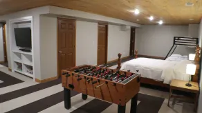 Spacious getaway nestled between two beautiful lakes! - Image 2