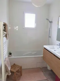 3 bedroom house on the edge of a forest - Image 3