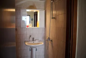 Fantastically located holiday house directly at the sea, Wifi | Nikiti, Chalkidi - Image 2