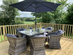 WestLaigh Lrg Luxury Country Farm House 20 min from the city - Image 3