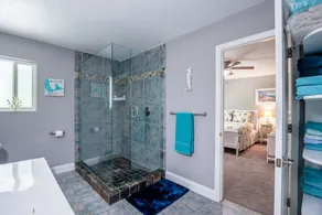 Beautiful tranquility, 1 block from the Indian River with heated pool - Image 5