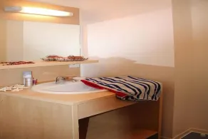 Feriehus med plads til 8 gæster i Cassen - Image 2