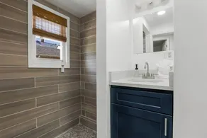 Beachfront 4BR - 30ft to Sand •Near Amusement Park - Image 2