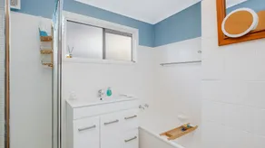 8 Lakeview Drive - Vista sull'acqua - Image 2