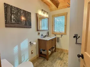 The Pines on Maples~ Hot Tub ~ Fire Pit & Indoor Fireplace - Game Room - Image 2