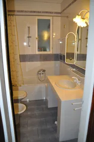 Villa mit mediterranem Garten,ideal für Hundebesitzer, für Gäste die Ruhe suchen - Image 2