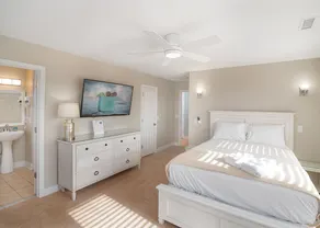 Hobbs Realty - Oceanfront with Heated Pool, Elevator, and Hot Tub - Image 2