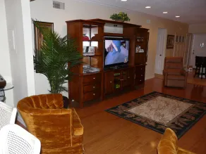 SPEND 6 to 8 GLORIOUS MONTHS ON THE GULF COAST of FLORIDA! ... LOW OFF-SEASON$$$ - Image 2