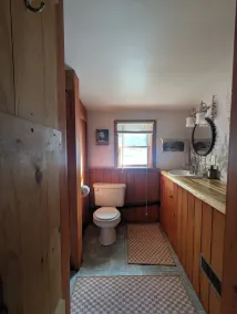 Private, Cozy Cottage in the woods - Image 4