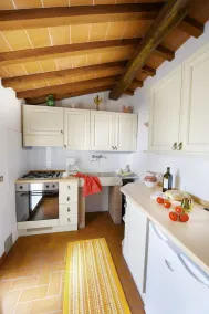Studio mit privatem Balkon, herrlicher Aussicht, WLAN, Gemeinschaftspool, in der Nähe des Dorfes - Image 4