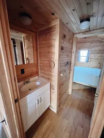 Deluxe Cabin7 Within Campground - Image 5