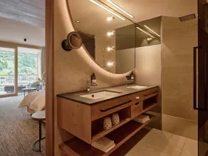 Junior Suite Deluxe | from 5 nights - The Edelweiss Salzburg Mountain Resort - Image 5