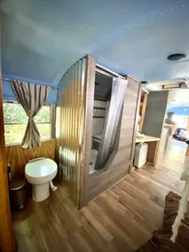Bus#7 Luxury Tile Shower Skoolie near VT and RU - Image 2