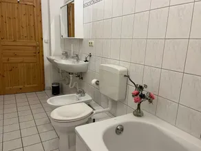Apartment 2 with 2 bedrooms (2-5 pers.) on the ground floor - Villa Seeheim vacation property directly on the waterfront - Image 5