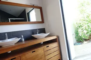 Geräumige moderne Villa, hell und ruhig, für große Familien - Image 2