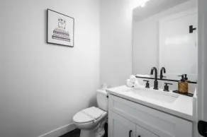Spacious Brand New Home! Lots of courtyard space and fun for all. - Image 4