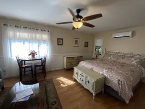Spacious room with private entrance near Bidwell Park! - Image 4