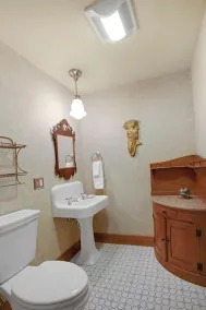 Neues Angebot: Geräumiges, neu renoviertes Haus mit Kochküche am Meer - Image 3