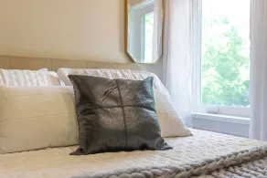 The 208 Guest House - Image 5
