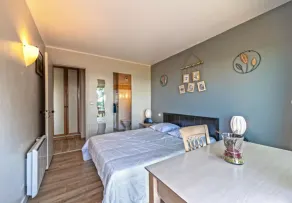 Lejlighed med fantastisk havudsigt og udstyret med opvarmet swimmingpool - Image 4