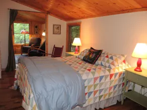 Beautiful cabin on inlet to Cranberry Lake in the peaceful Adirondack mountains. - Image 4
