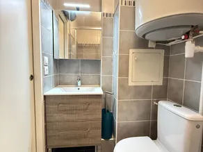 Cozy 2-room apartment at the foot of the slopes with balcony - Image 3