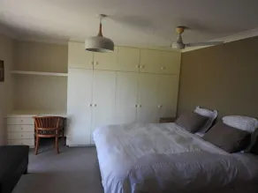 Cockatoo Hills Apartment - Image 2
