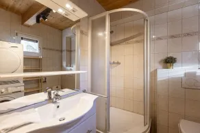 Chalet # 124 with 4 bedrooms & IR-sauna - Image 5