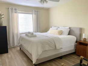 Beautiful Sunny Apartment Steps From Intracoastal and 5min To Beach - Image 5