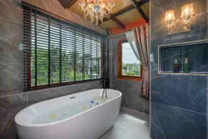 The garden pool villa resort at Doi Saket - Image 2