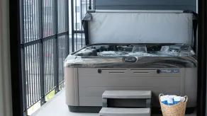 Monashee Sunshine - Condo with Private Hot Tub - Image 2