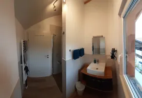Cozy Holiday Apartment with Mountain View – Your Alpine Retreat! - Image 3