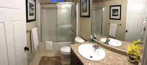 Attractive Spacious, two+ bedroom suite - Image 3
