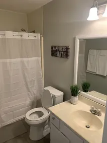 Captain's Quarters - Image 4