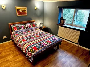 Cosy Victorian Cottage in Crowborough with Log Burner and parking - Image 5