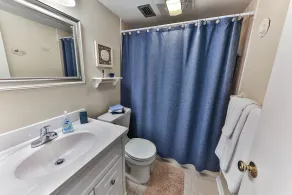 Beautiful 2 Bed 2 Bath Condo. Pool, Golf - Image 2