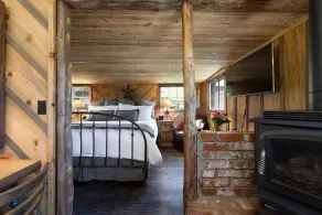 The Cabin At The Old Homestead Near Yosemite - Image 5
