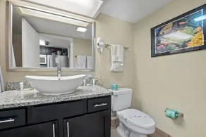 Atlantica Resort Condo Oceanfront Close to the beach - Image 2