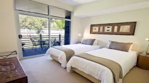 Spectacular Views Apartment: Bay Panorama - Image 5