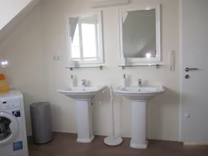 State-of-the-art new, large apartment, up to 6 people, family-friendly, - Image 2