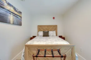 3 Mi to Onset Beach & Village! Pet-Friendly Apt - Image 5